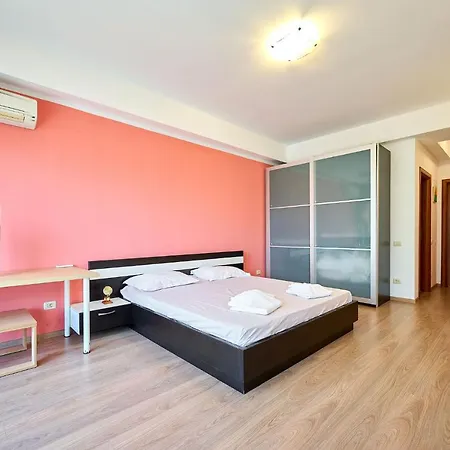 Water Lily Family - Free Parking Apartment Mamaia