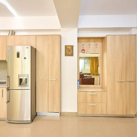 Water Lily Family - Free Parking Apartment Mamaia