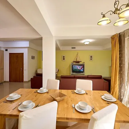 Apartament Water Lily Family - Free Parking Mamaja